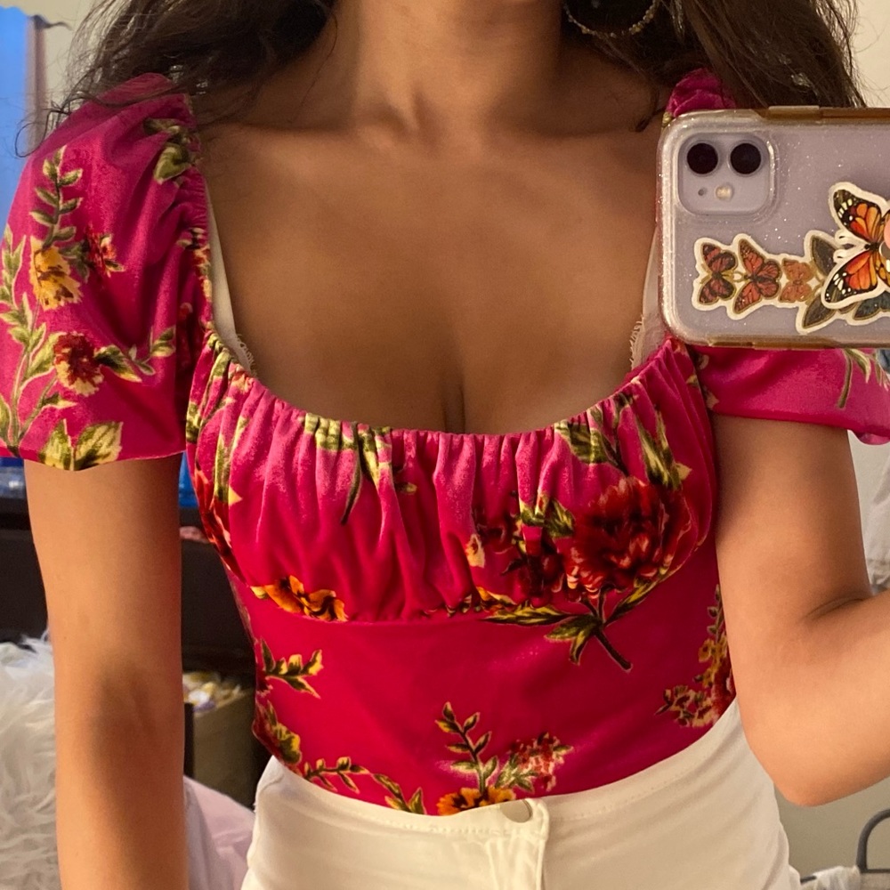 Pink floral velvet crop top